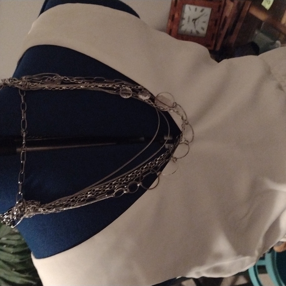 NWOT TOBI Plunging Vee Front Flowy Cream Elastic Waste Dress! (Much Better IRL!) - Picture 6 of 10